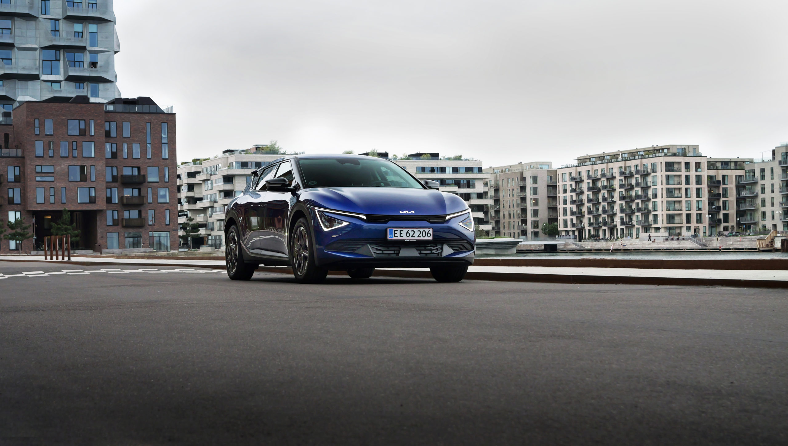 Kia EV6 Long Range Prestige 01 Kia EV2 sølv mat med hvid baggrund